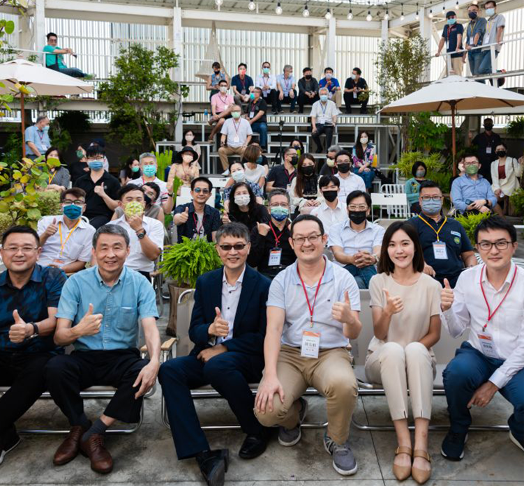 臺中市建築師公會設計費試算功能畫面